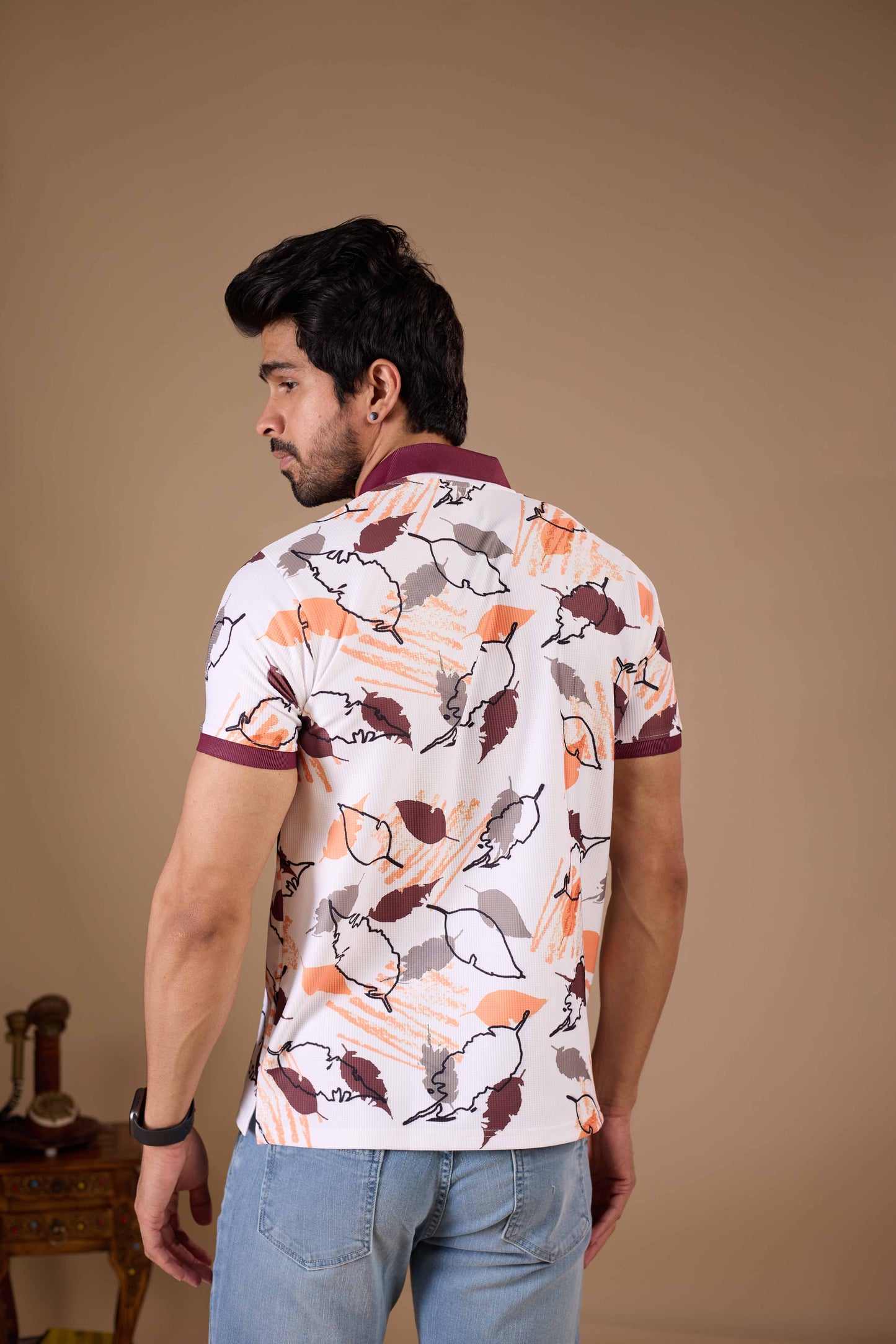 Tshirtsbuddy Men's Abstract Leaf & Crayon Stroke Print Polo T-Shirt
