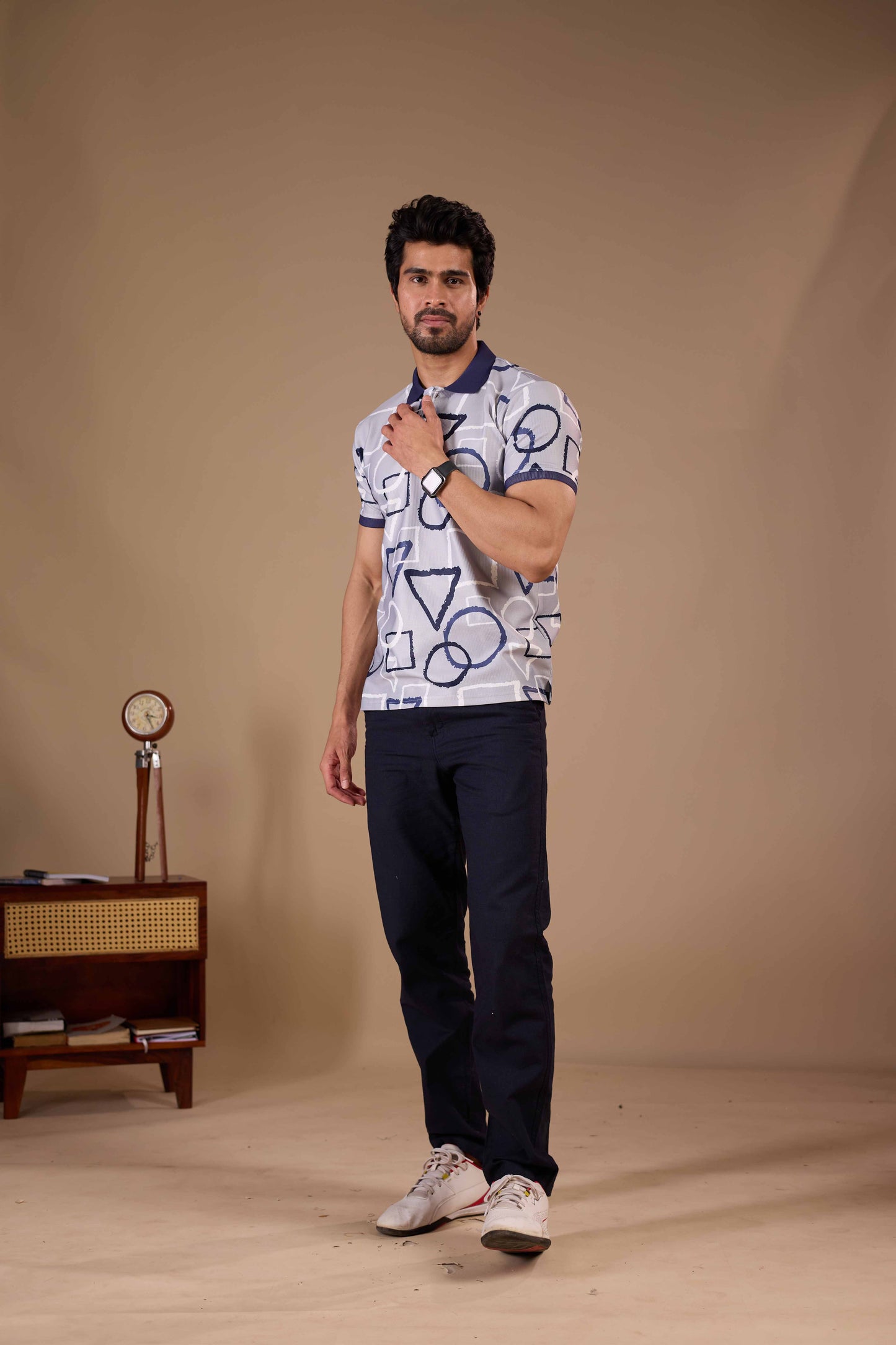 Tshirtsbuddy Men's Blue Geometric Sketch Polo T-Shirt