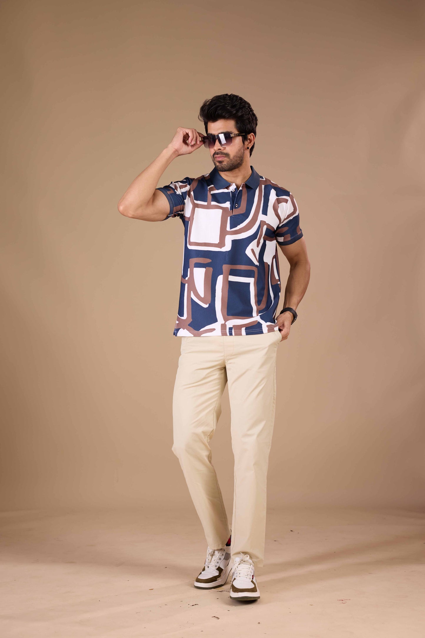 tshirtsbuddy Men's Geometric Brushstroke Pattern Polo T-Shirt