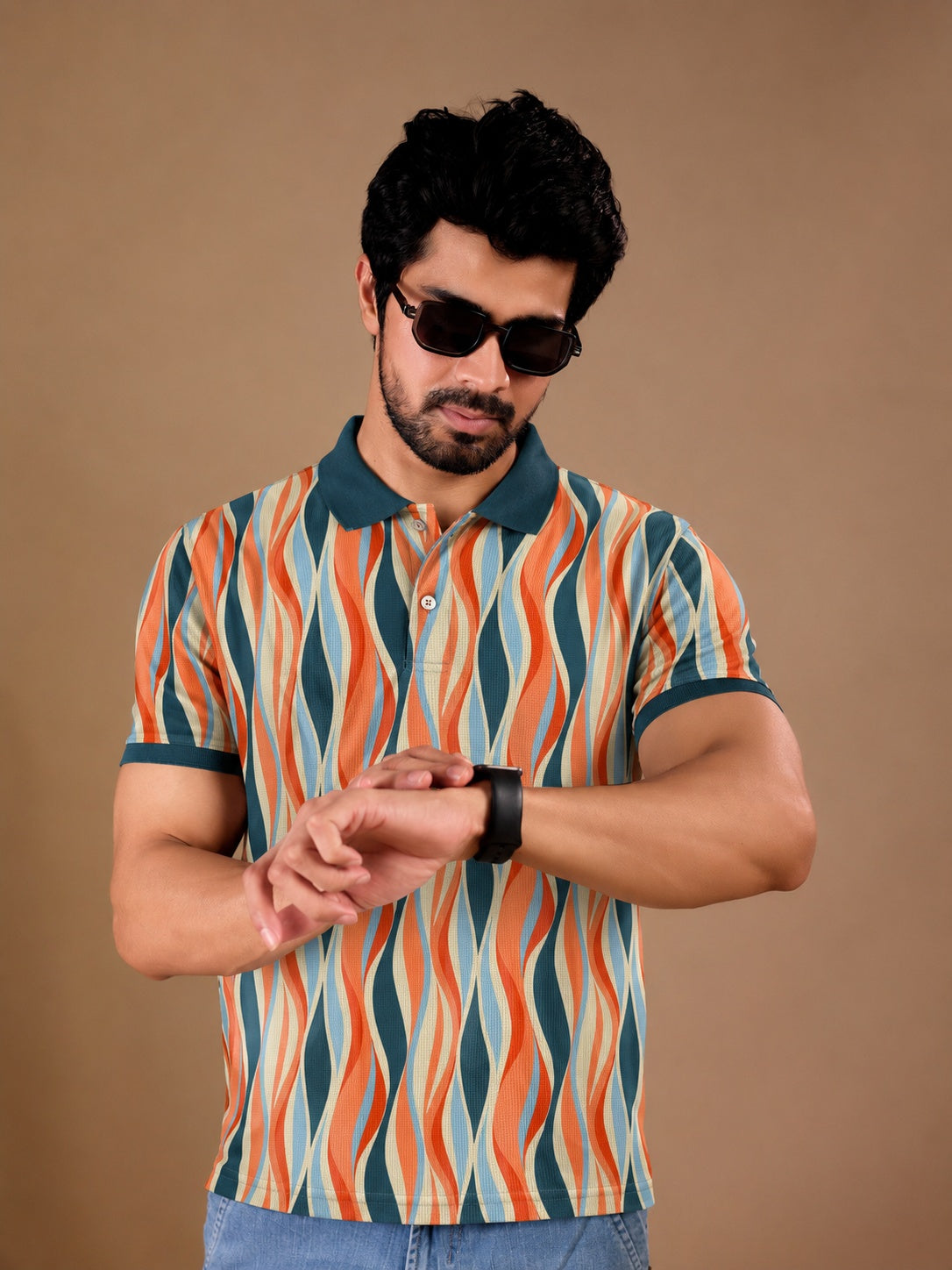 Tshirtsbuddy Men's Vintage Wavy Stripe Polo T-Shirt