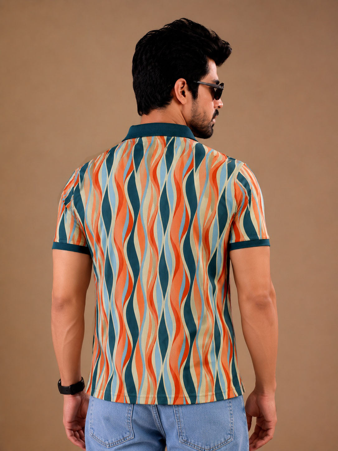 Tshirtsbuddy Men's Vintage Wavy Stripe Polo T-Shirt