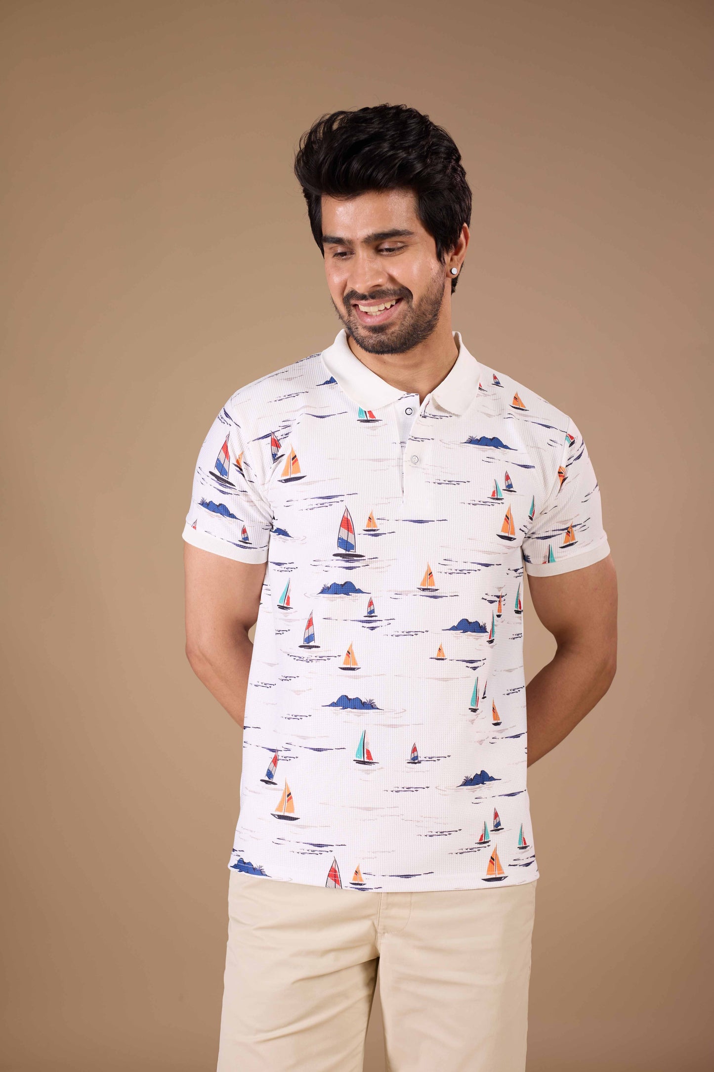 Tshirtsbuddy Men's White Nautical Sailboat Polo T-Shirt