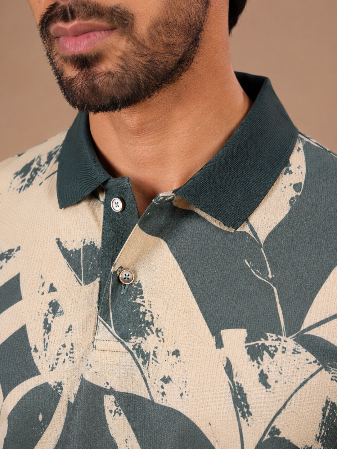 TshirtsBuddy Mens Rustic Distressed White Leaf Print Polo Tshirt