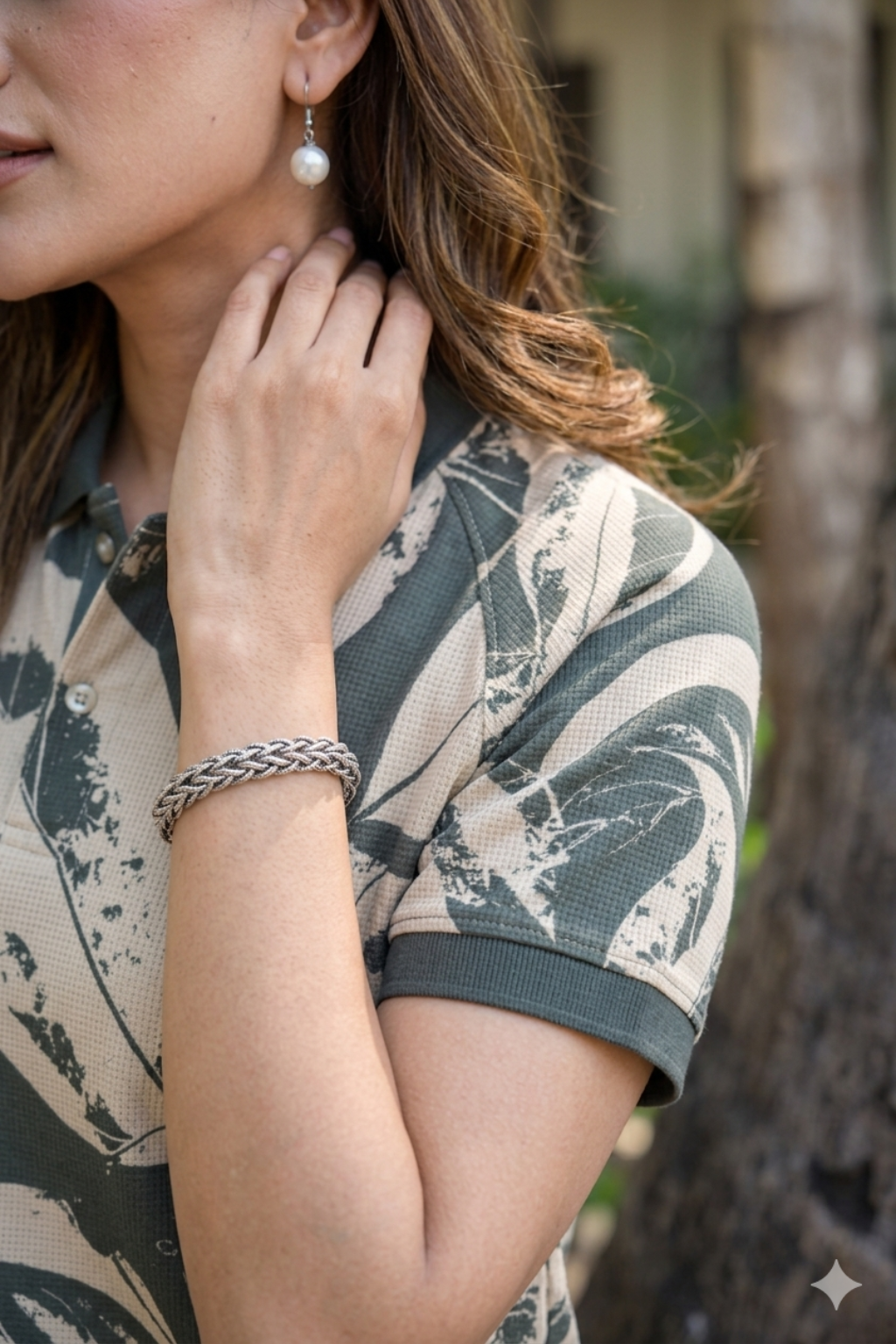 Women Olive Leaf Printed Polo T-Shirt with Collar