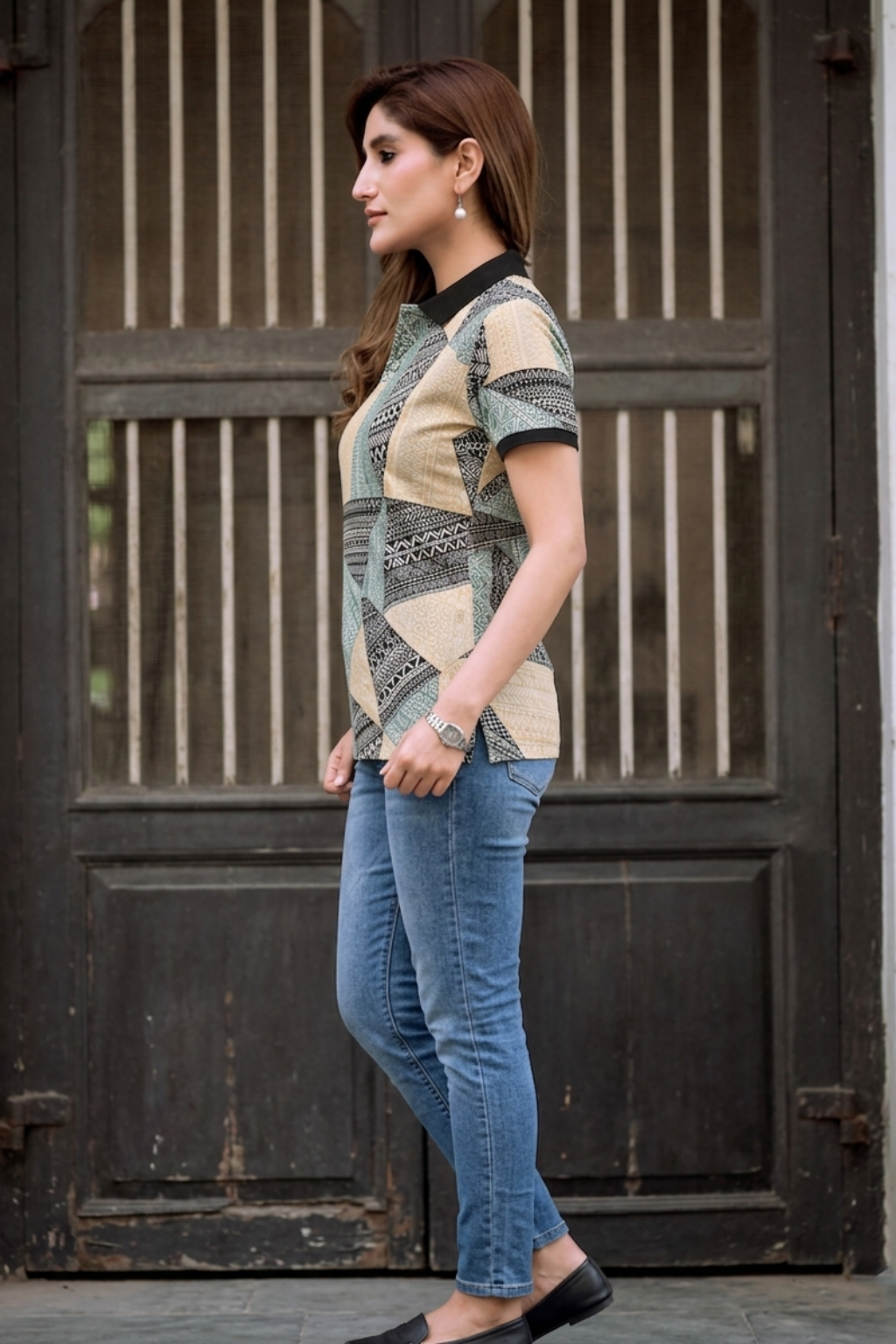 Women’s Geometric Printed Polo T-Shirt with Black Collar